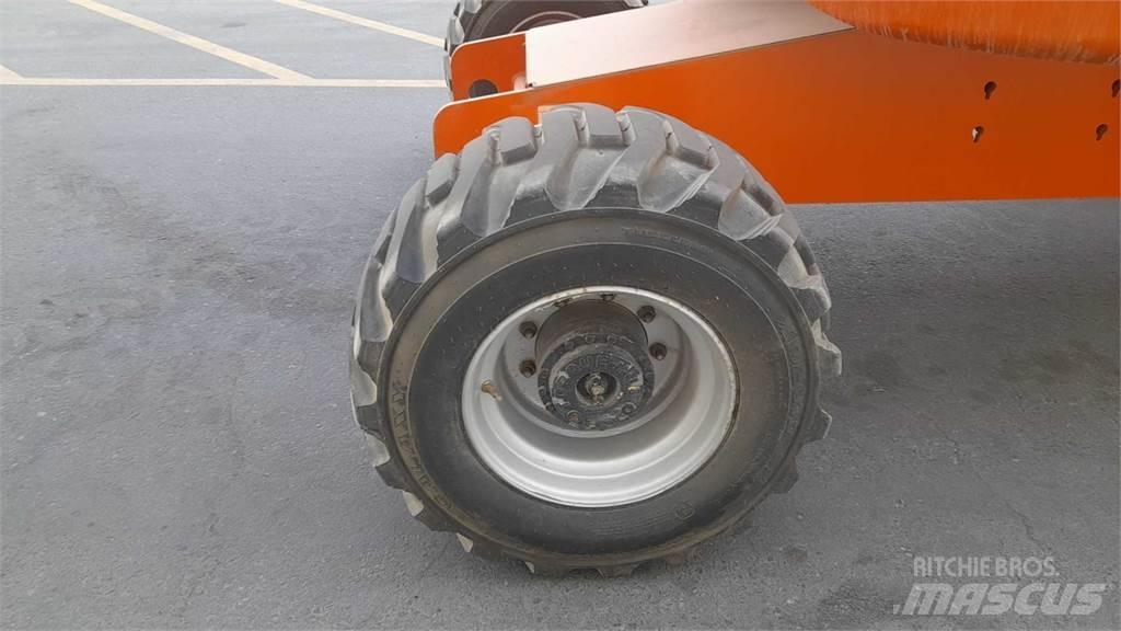 JLG 450AJSII Съчленени стрелови подемници