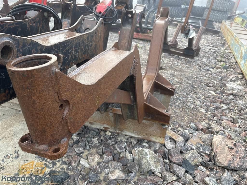 Valmet 890 Други компоненти