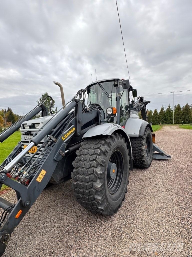 Lännen 8600 i Товарач със заден ексватор