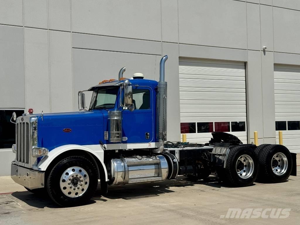 Peterbilt 389 Влекачи