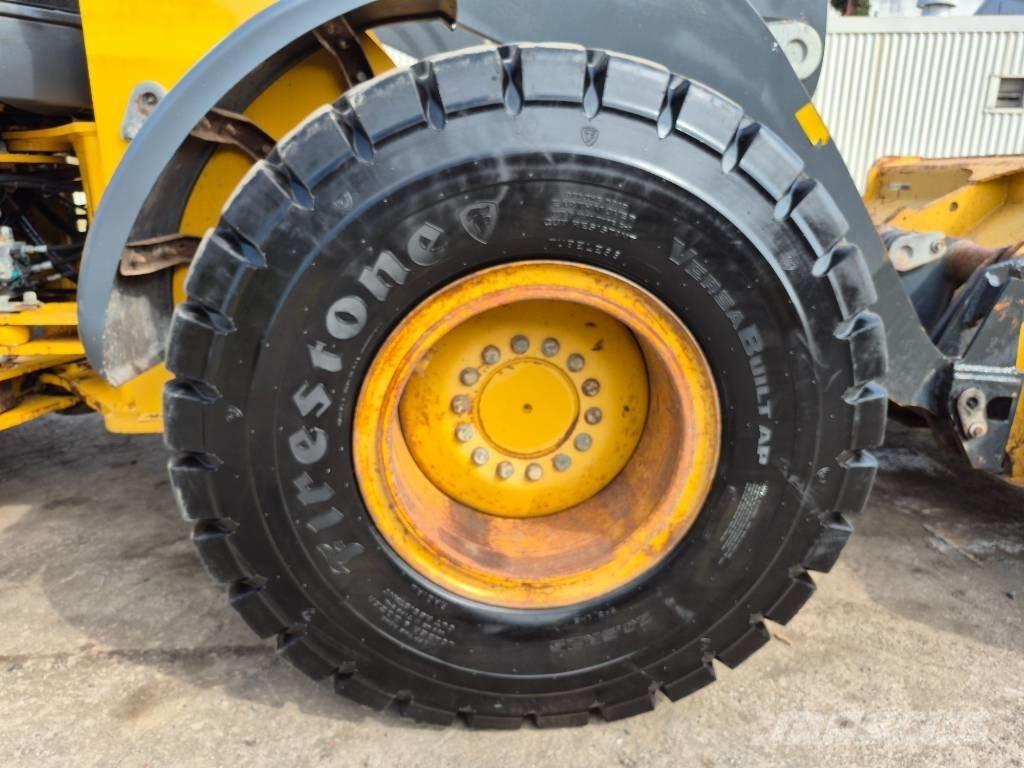 John Deere 544 K Колесни товарачи