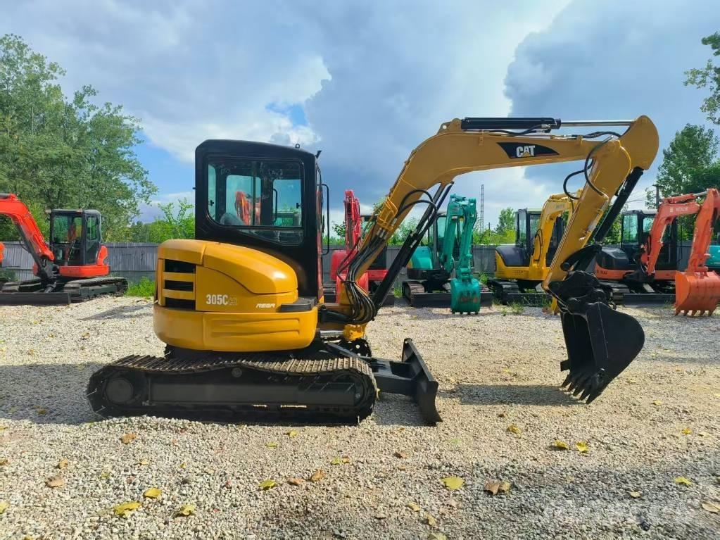 CAT 305 CR Мини екскаватори < 7 т