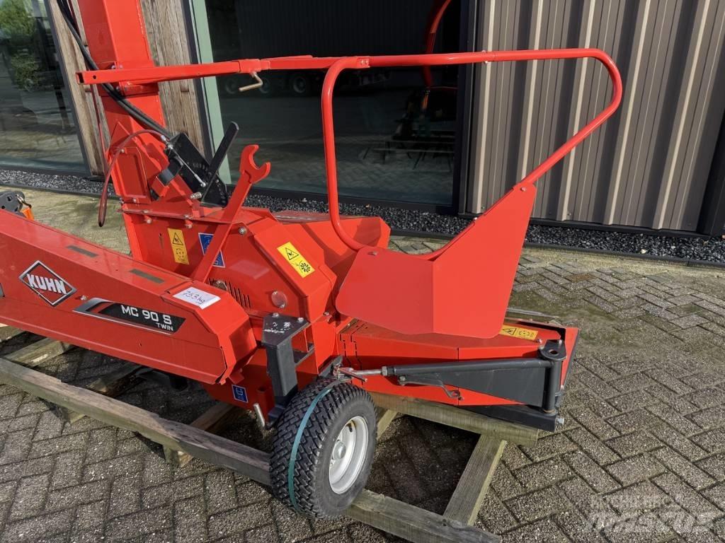 Kuhn MC 90s Фуражни комбайни