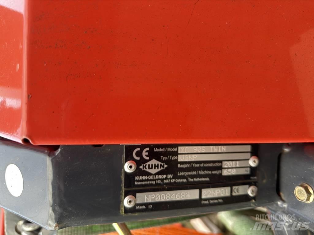 Kuhn MC 90s Фуражни комбайни