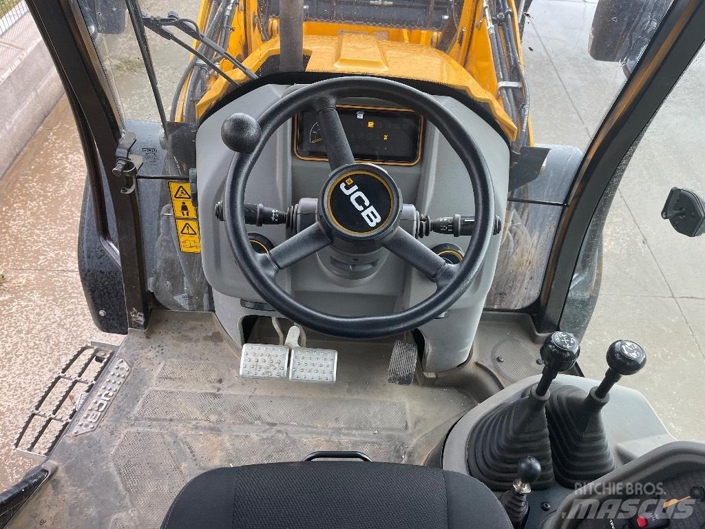 JCB 3 CX / compact Товарач със заден ексватор
