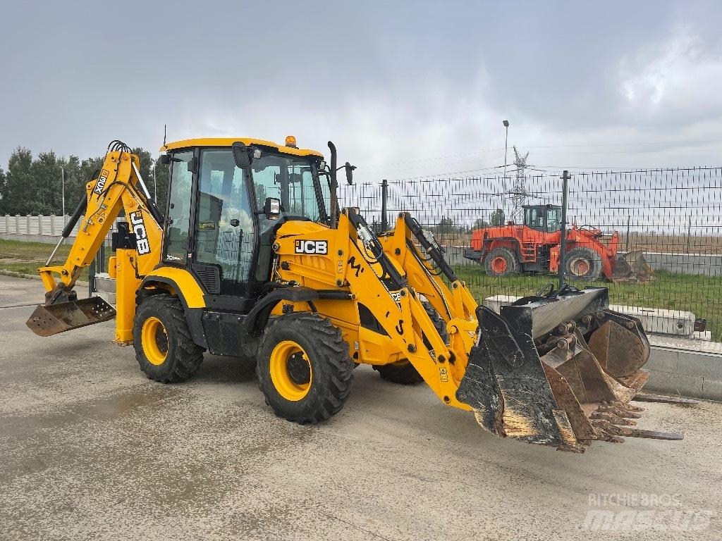 JCB 3 CX / compact Товарач със заден ексватор
