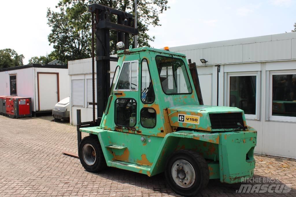 CAT V 150 Дизелови камиони