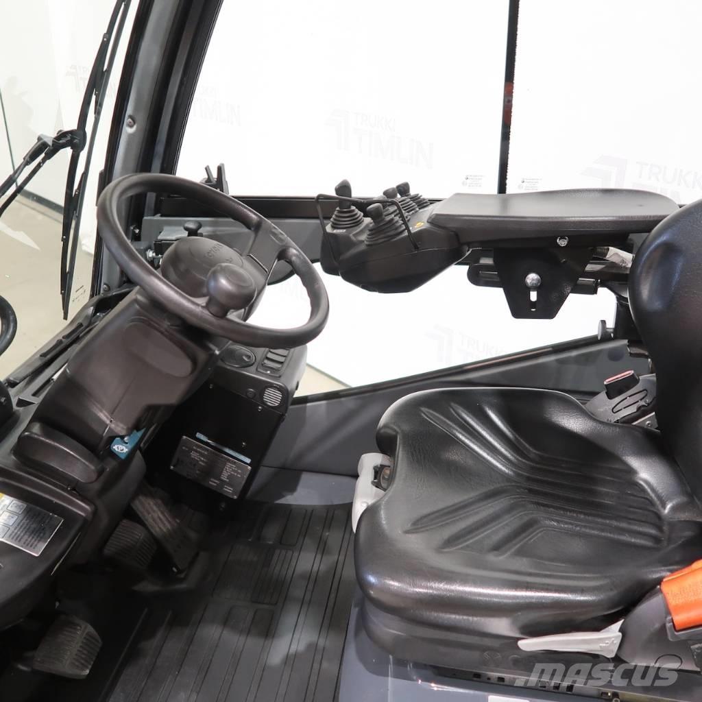 Toyota 52-8FDJF35 Дизелови камиони