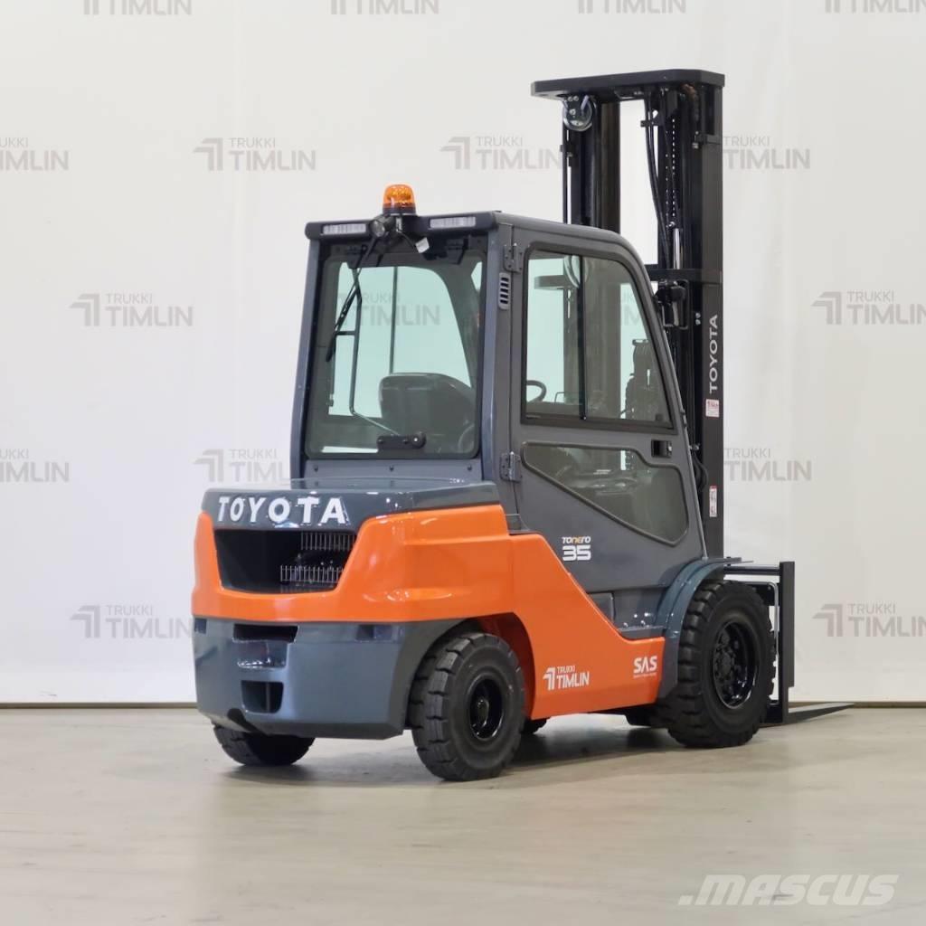 Toyota 52-8FDJF35 Дизелови камиони