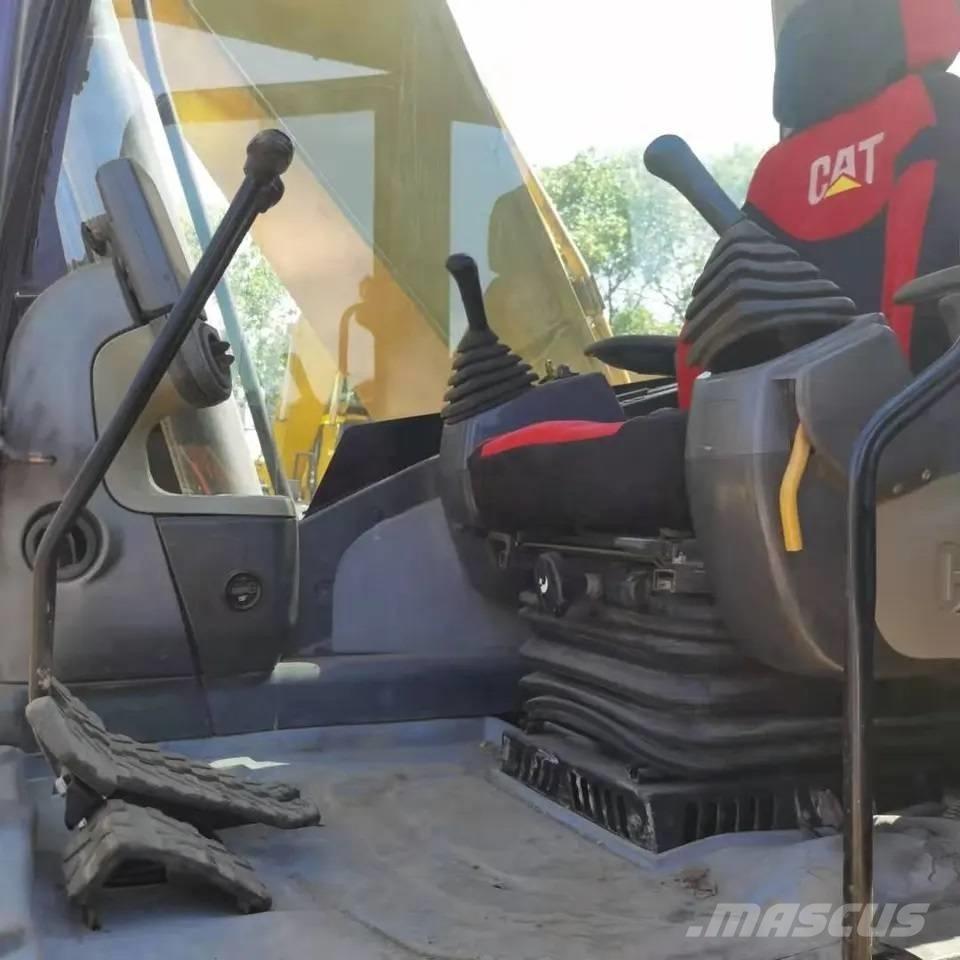 CAT 320 D L Средни екскаватори 7т - 12т