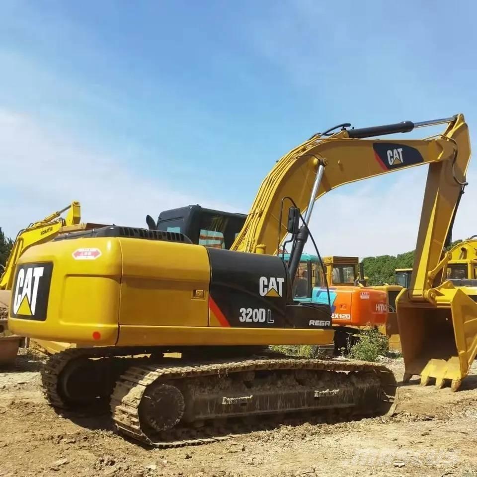 CAT 320 D L Средни екскаватори 7т - 12т