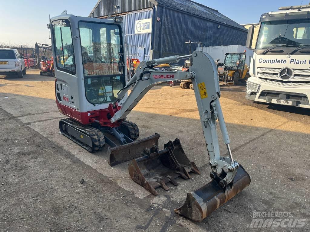 Takeuchi TB 216 Мини екскаватори < 7 т