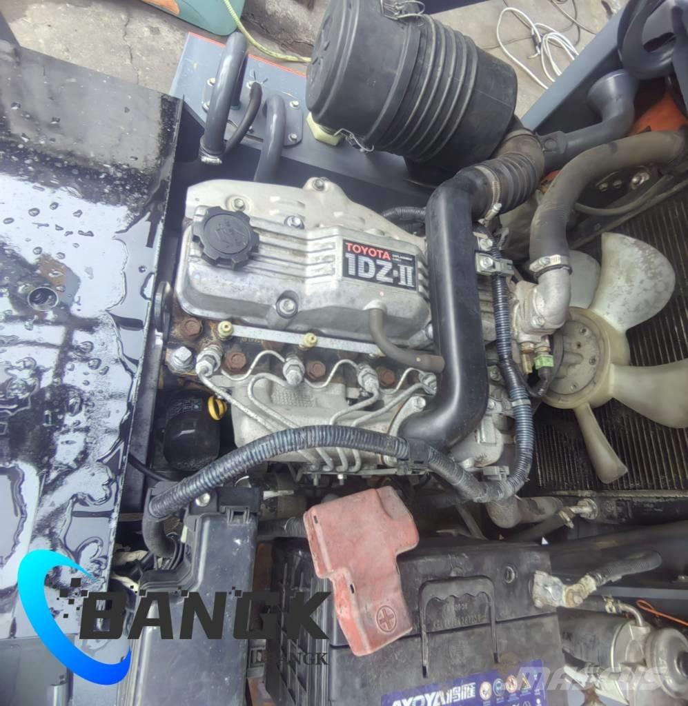 Toyota 35 Дизелови камиони