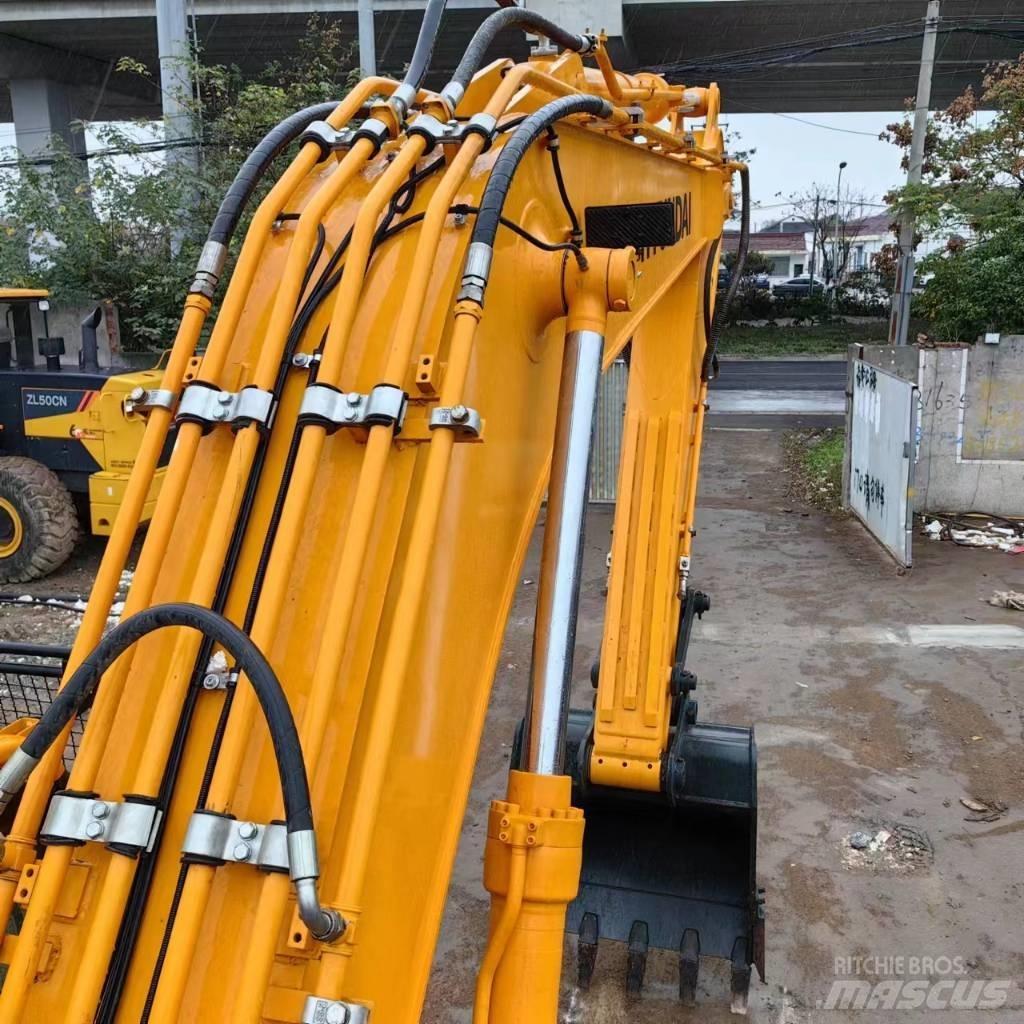 Hyundai R220LC-9 Верижен екскаватор