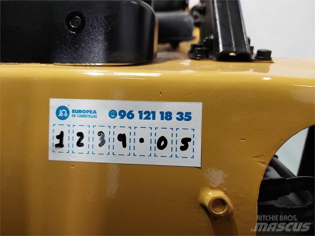 CAT DP50K MC Дизелови камиони
