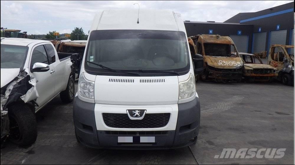 Peugeot Boxer 3 Фургони
