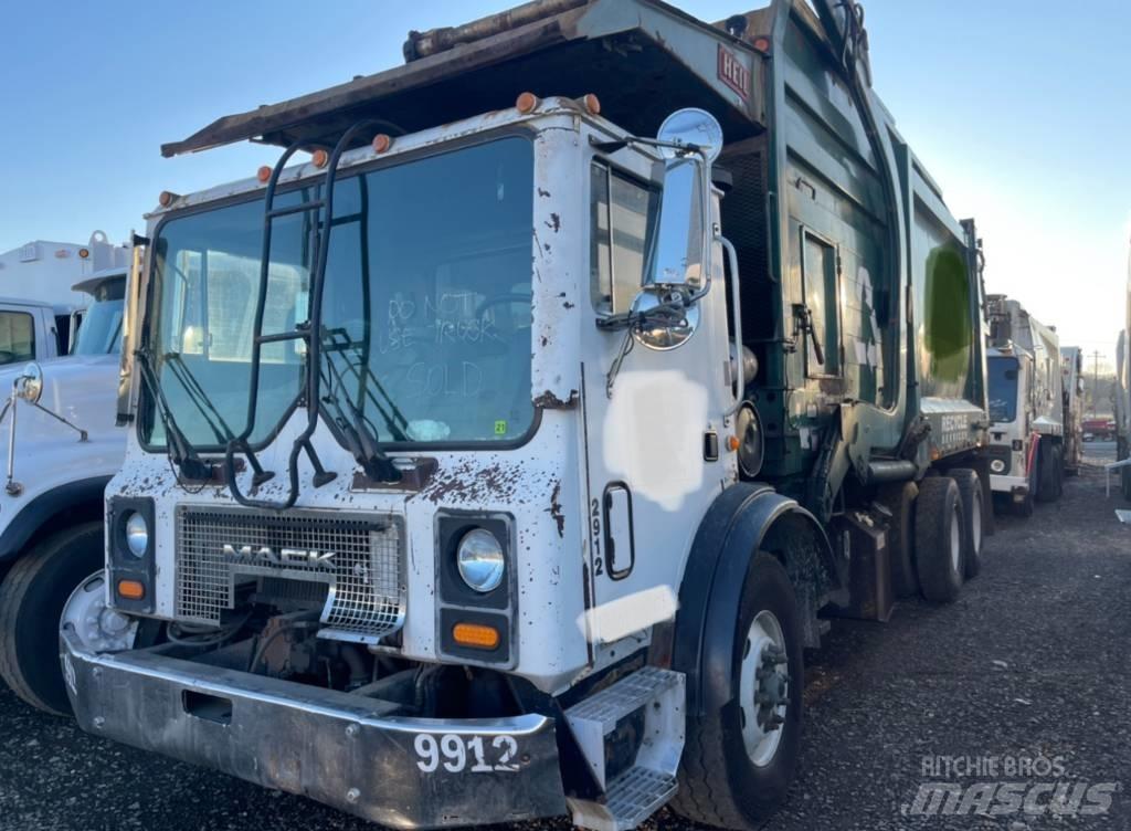 Mack MR600 Камиони за отпадъци