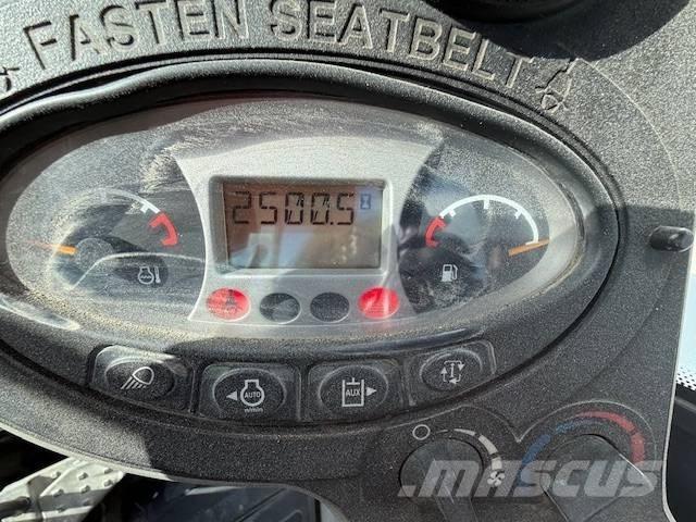 Bobcat E 35 Мини екскаватори < 7 т