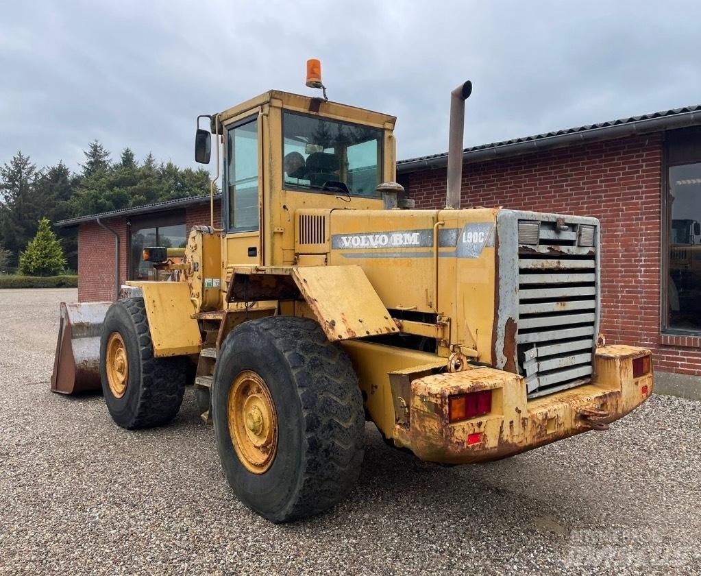 Volvo L90C Колесни товарачи