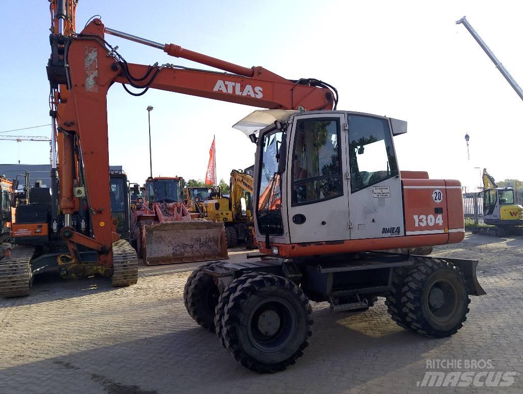 Atlas AB1304M Колесни екскаватори