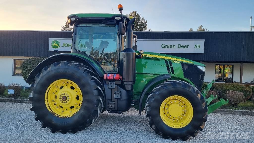 John Deere 7250R Трактори