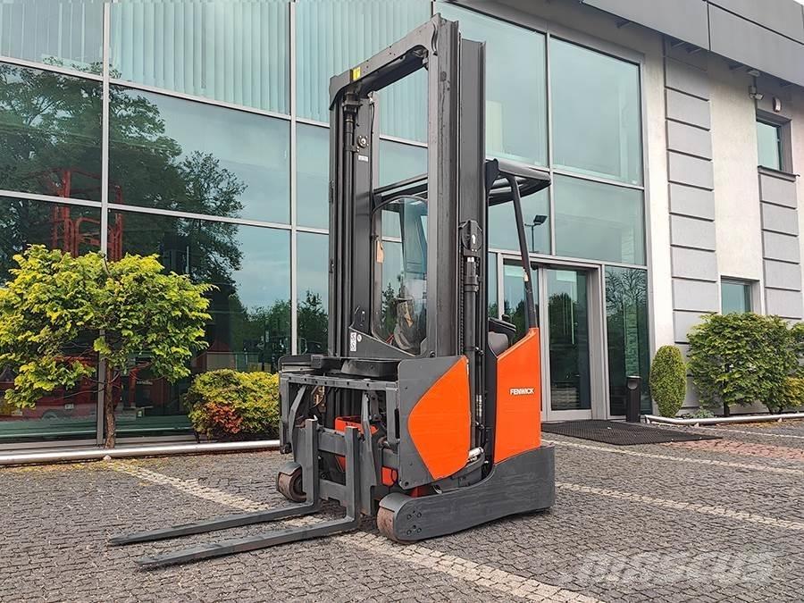 Linde R14X-03 Ретрак/ Високоповдигач с изместване на вилката напред