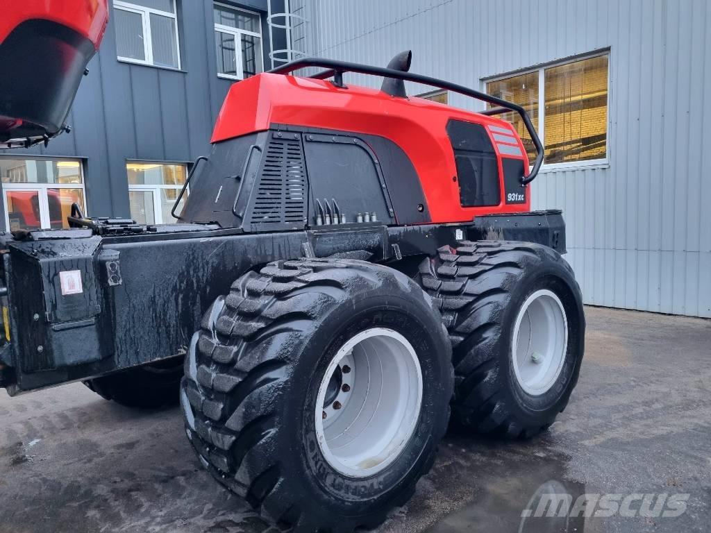 Komatsu 931 XC Харвестери