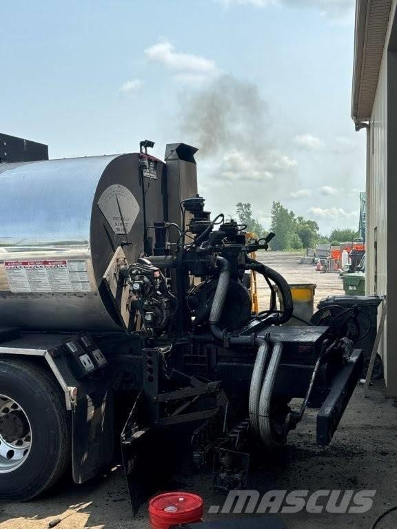 LeeBoy MAXIMIZER 3B Автобетоновози
