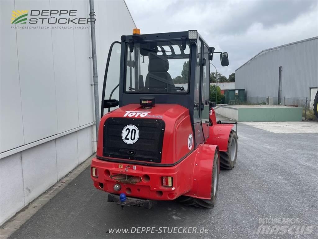 Toyo KU 851 Колесни товарачи