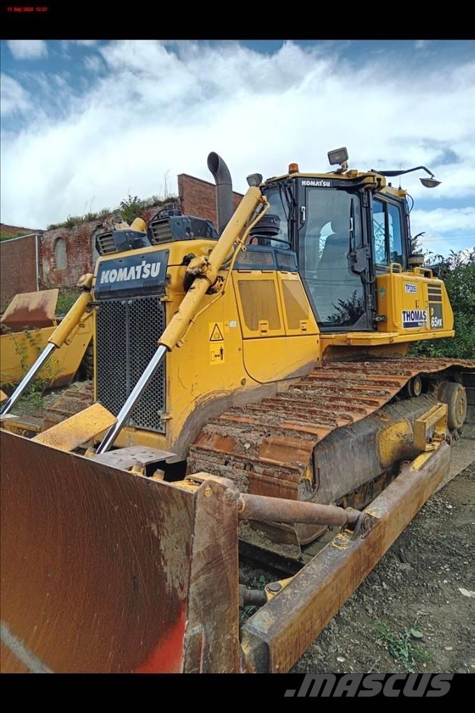 Komatsu D 65 PX-18 Верижни булдозери
