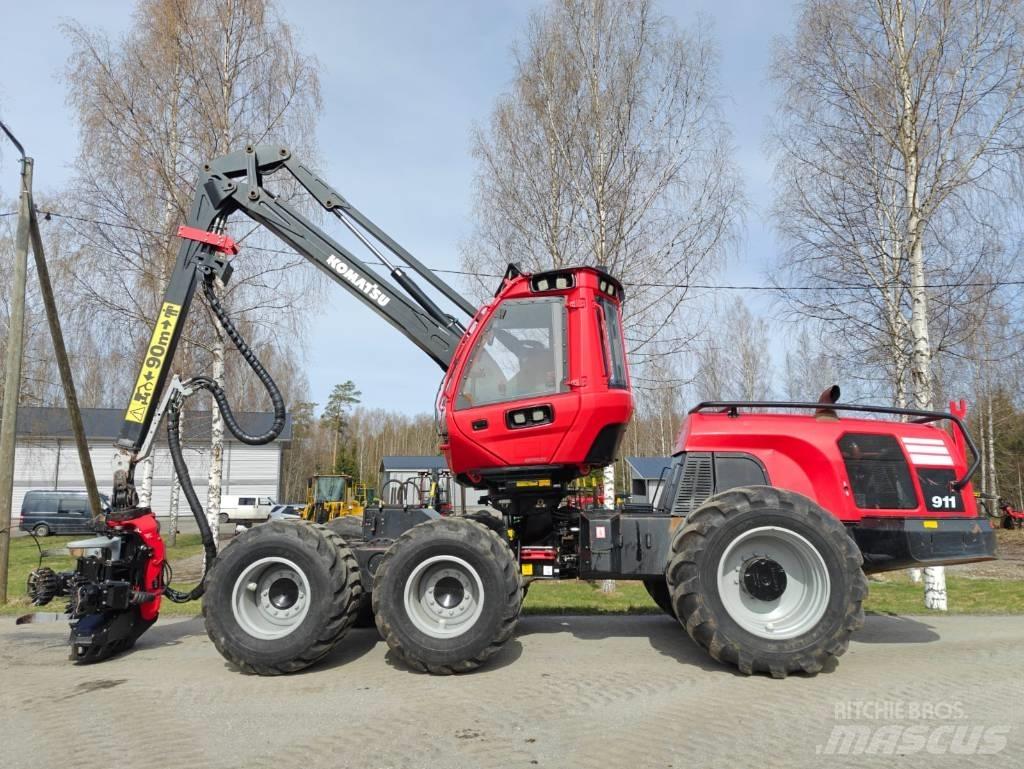 Komatsu 911 Харвестери