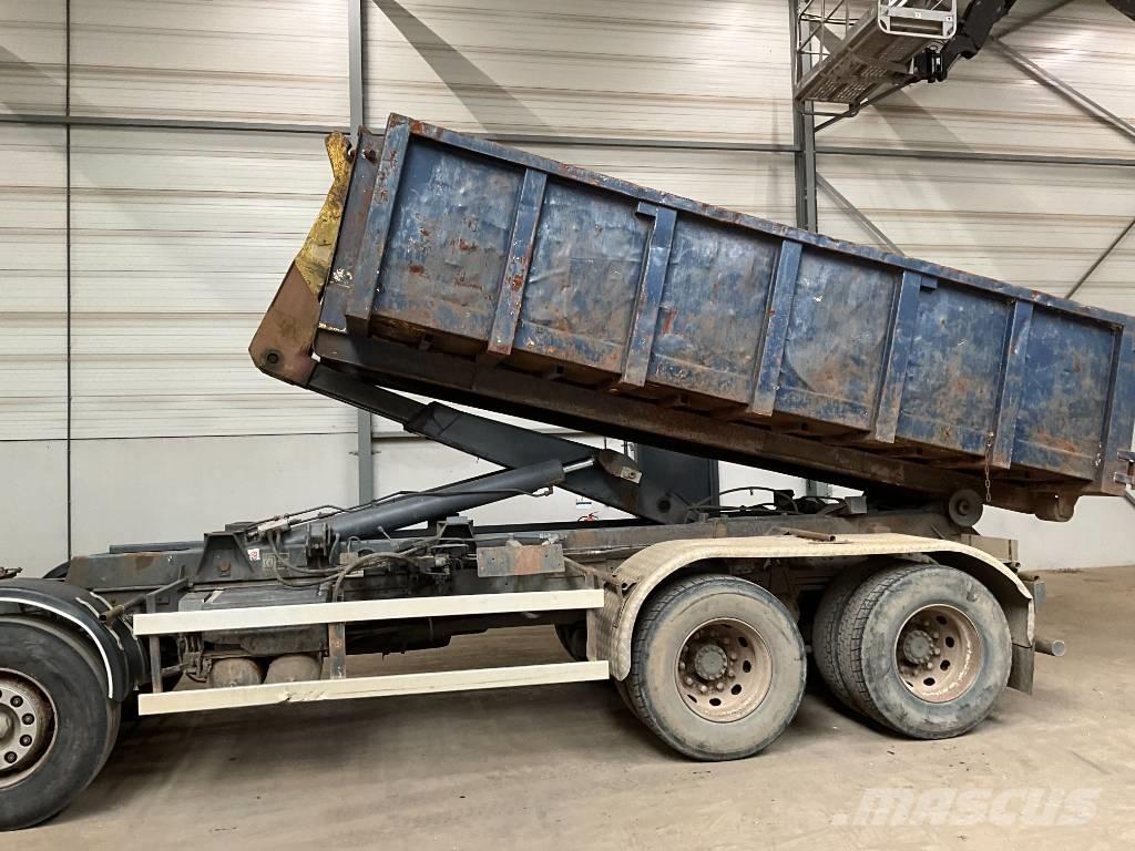 Volvo FH 16 520 8X4 Камиони с кран с кука
