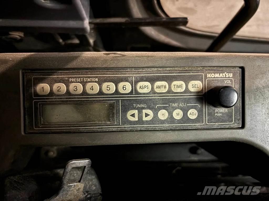 Komatsu PC210LC-8 Верижен екскаватор