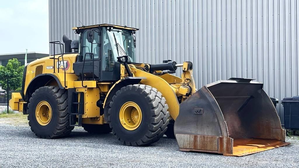 CAT 966 M Колесни товарачи