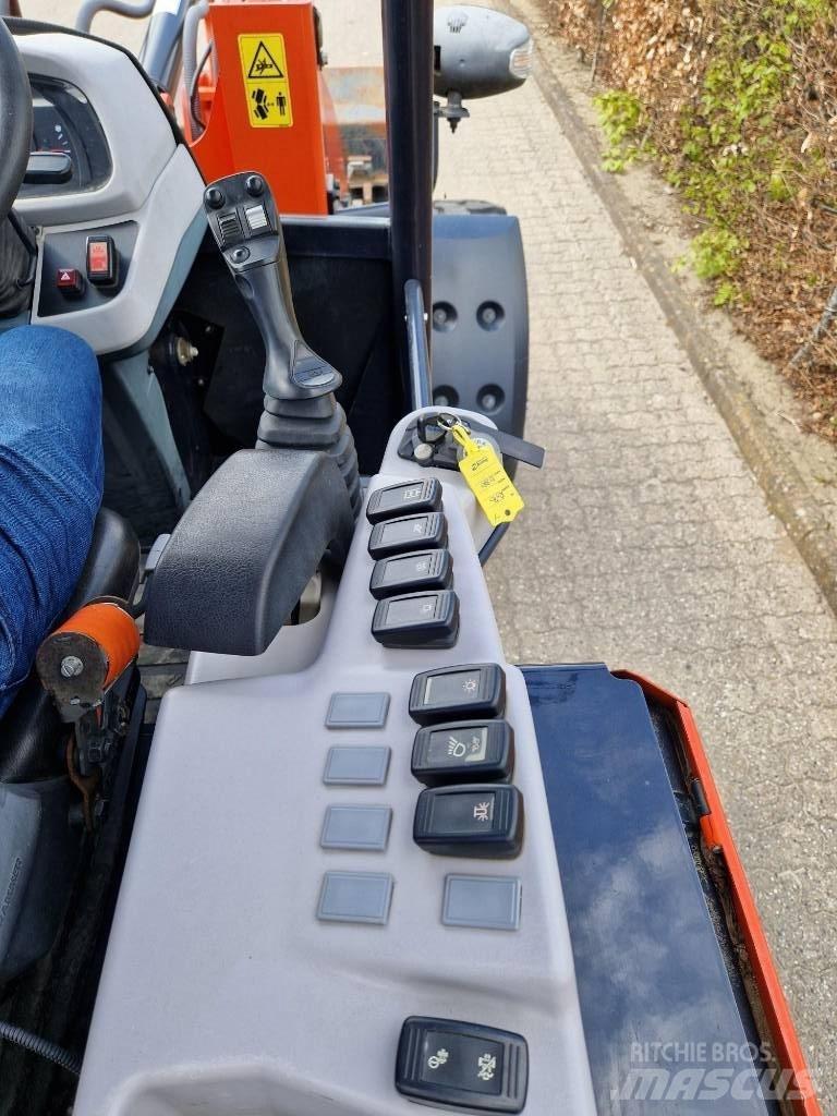 Kubota R 070 Колесни товарачи