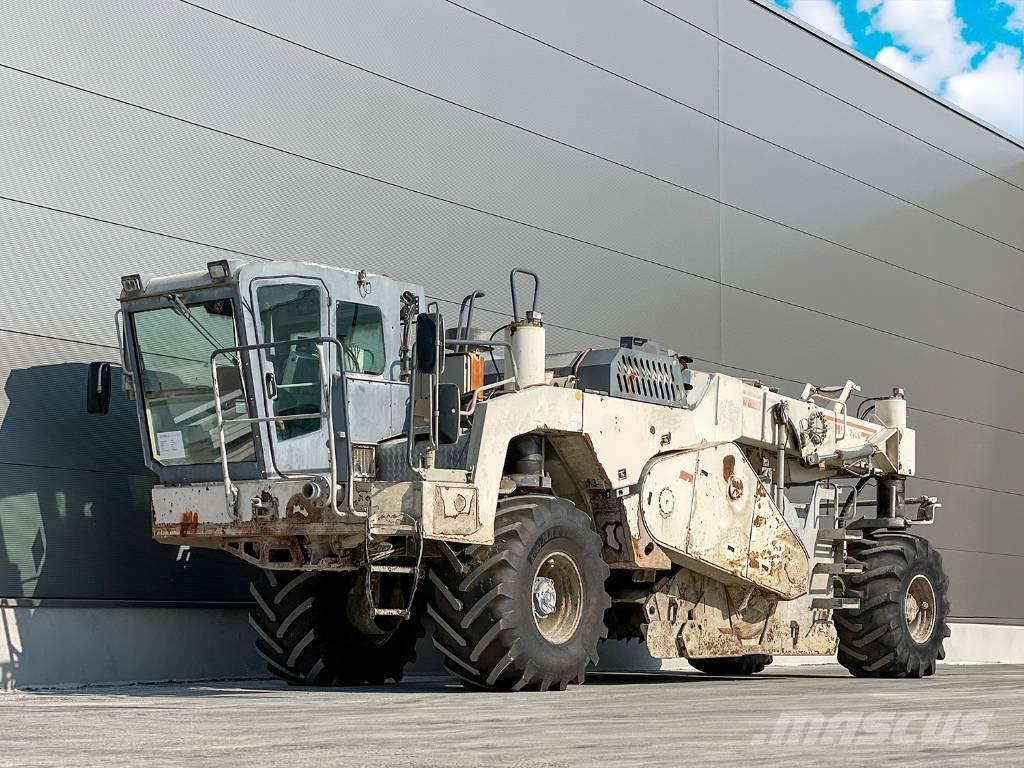 Wirtgen WR 2400 Рециклатори на асфалт