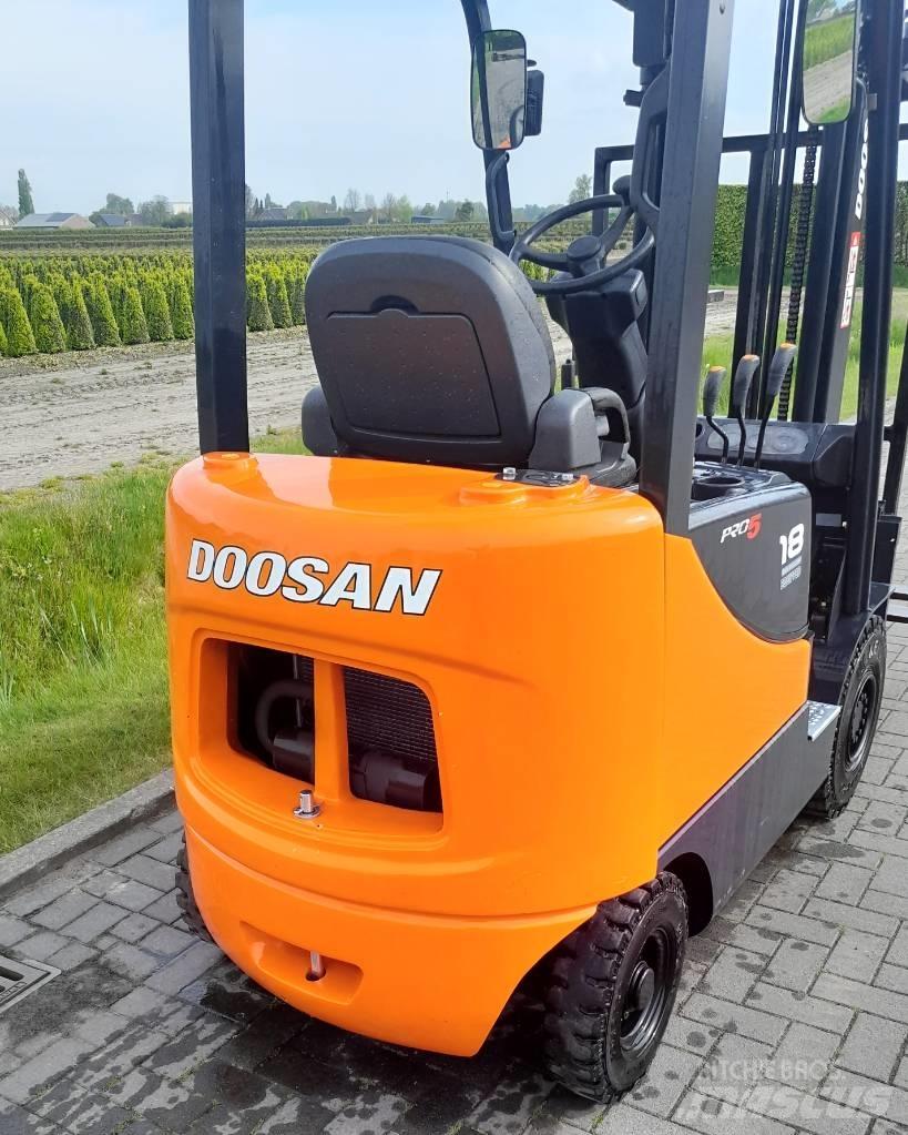Doosan D18S PRO5 Дизелови камиони