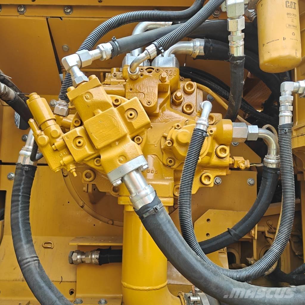 CAT 336D2 Верижен екскаватор