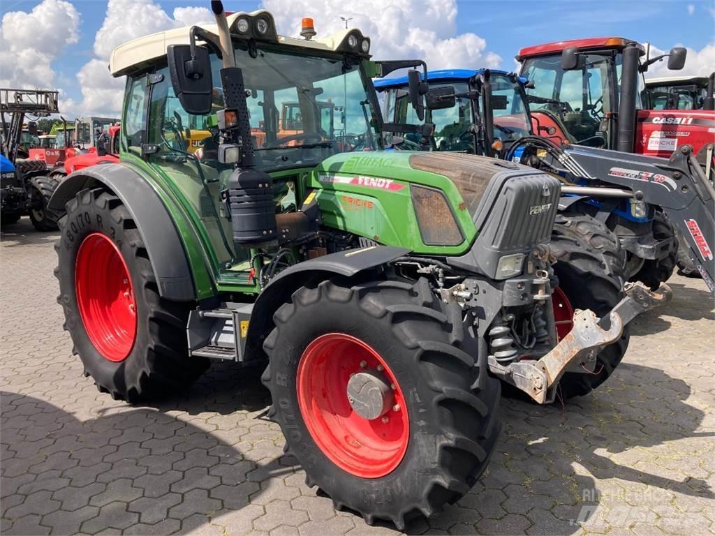 Fendt 208 Vario Трактори