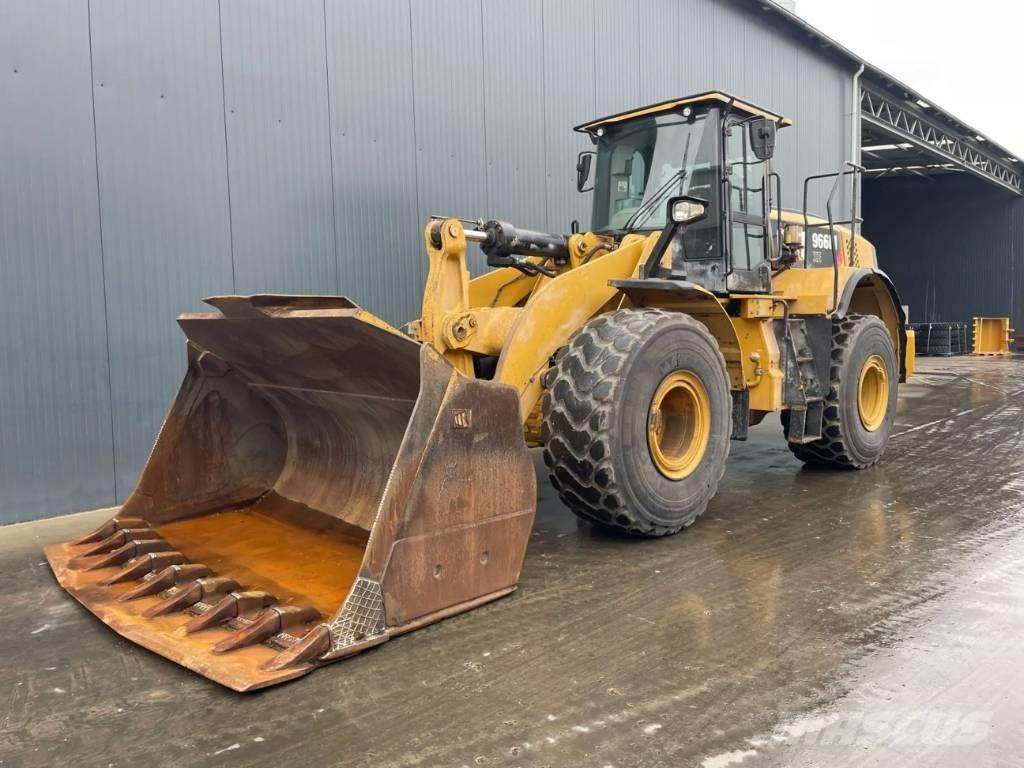 CAT 966M XE Колесни товарачи