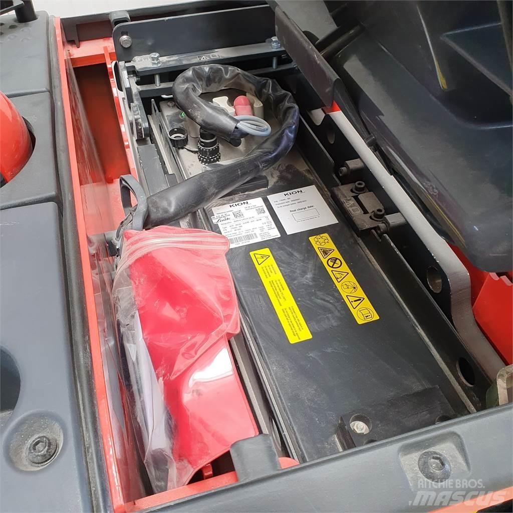 Linde D12AP Колички високоповдигачи с теглич
