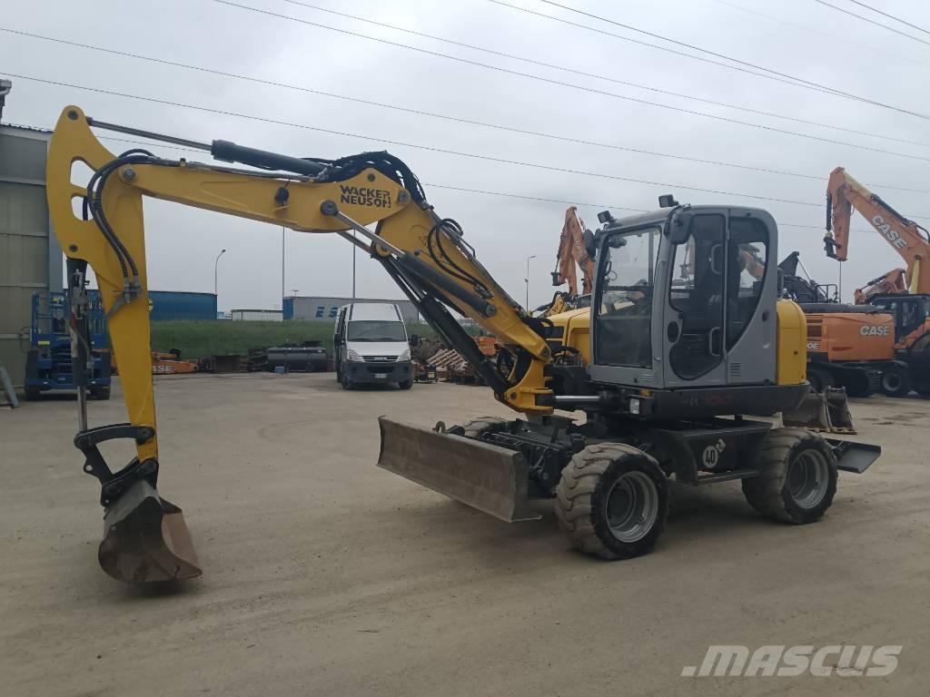 Wacker Neuson EW 100 Колесни екскаватори