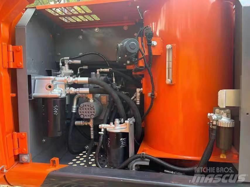 Hitachi ZX120 Верижен екскаватор