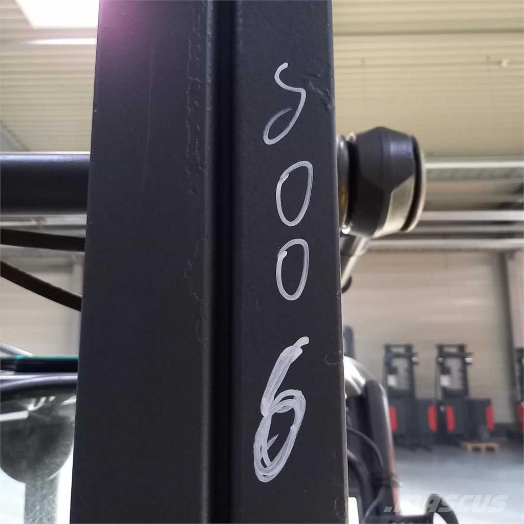 Linde E18L Електрически вилични кари-повдигачи