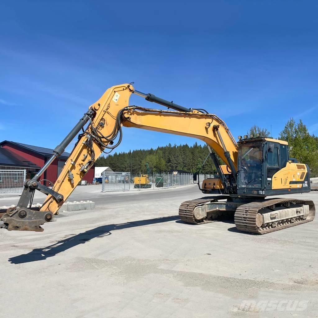 Hyundai HX220L Верижен екскаватор