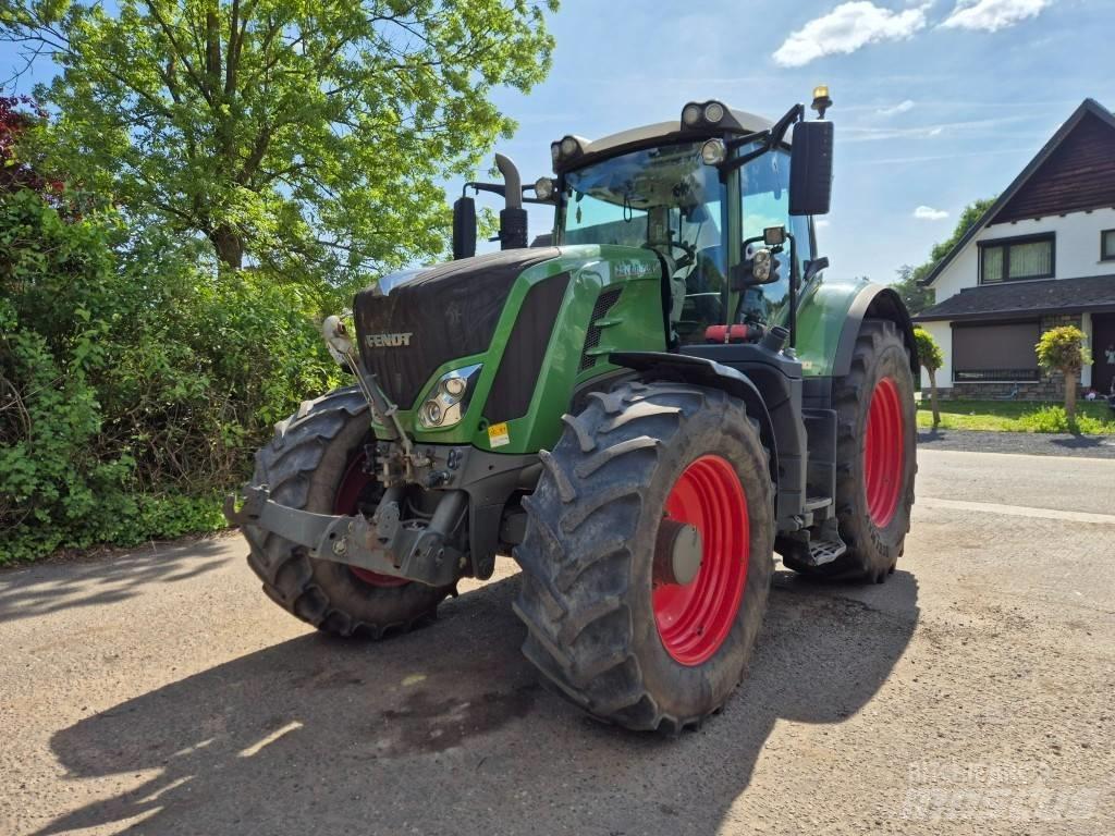 Fendt 826 Profi Трактори