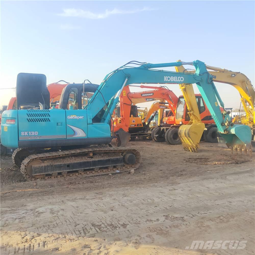 Kobelco SK130 Верижен екскаватор