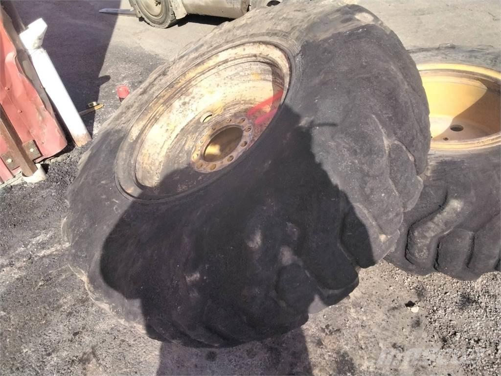 Nokian Els 17,5x25 Гуми