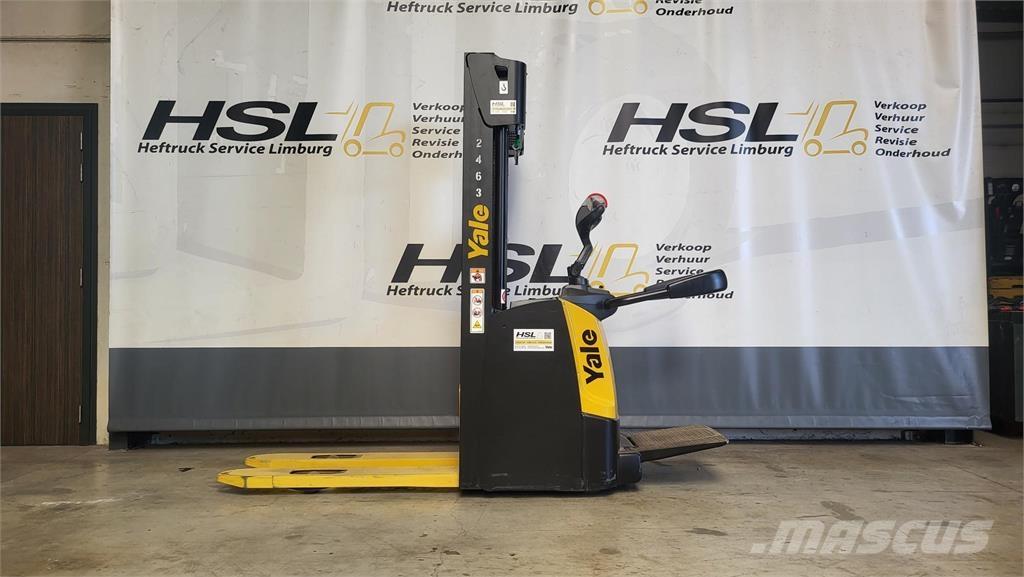 Yale MS12X Самоходни товарачи