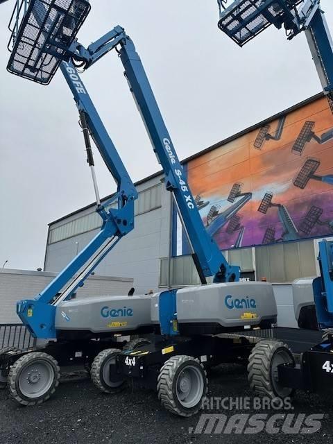 Genie S-45XC Телескопични повдигачи
